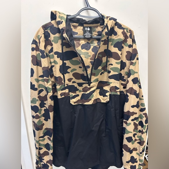 CAMO WINDBREAKER MENS XL - Picture 2 of 3